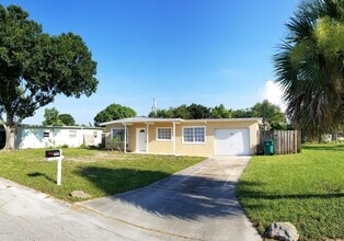 Building Photo - 1335 Boxwood Dr