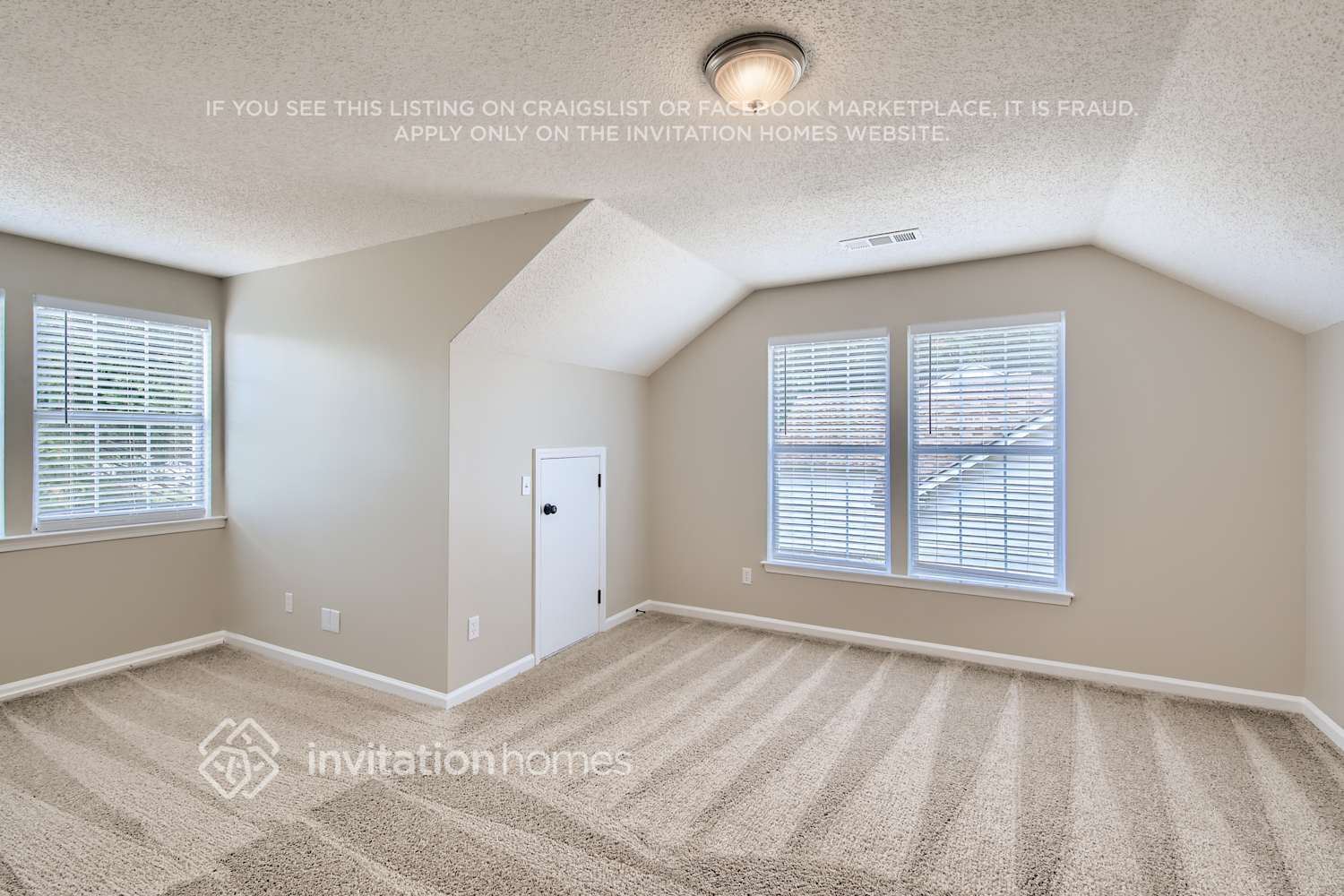 Building Photo - 9618 Nettle Dr