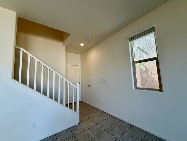 Building Photo - Great 3 bedroom in Cadence