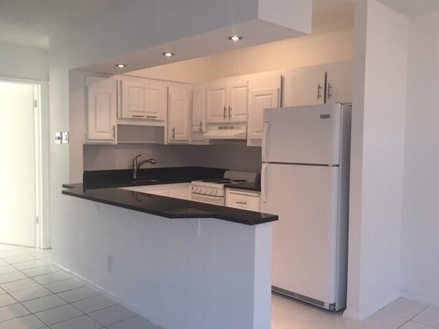 Building Photo - 1812 E Oakland Park Blvd