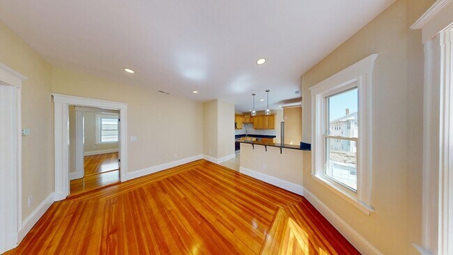 Building Photo - 27 Champney St