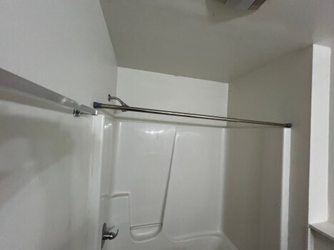 Building Photo - 3961 Camelot Dr SE