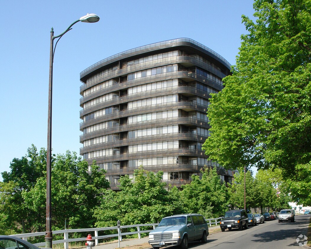 riverfalls tower apartments spokane wa apartment finder