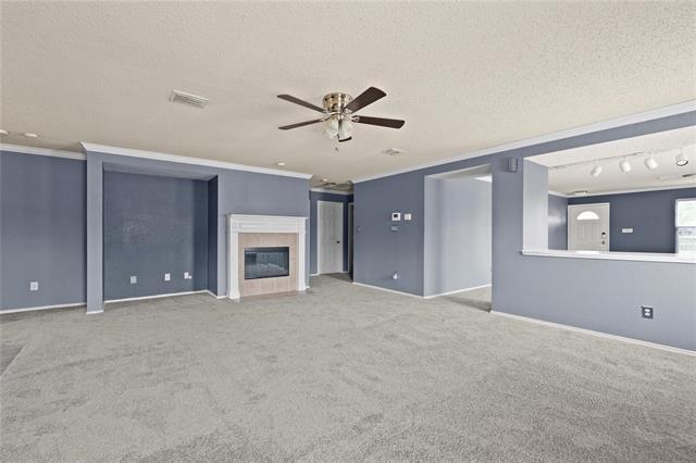 Building Photo - 1600 Dragonback Pass