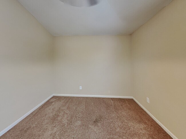 Building Photo - 5702 Ranch Prairie Tr