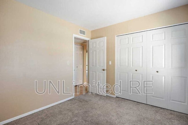 Building Photo - 6135 Crista Lynn Pl