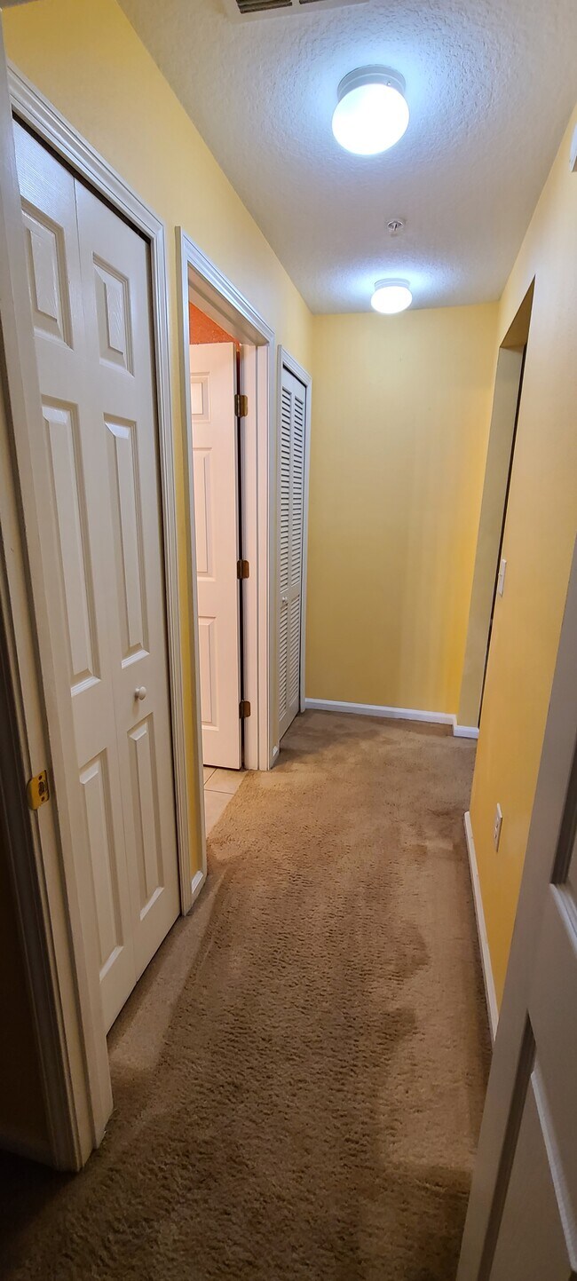 Building Photo - 9420 Osprey Branch Trail