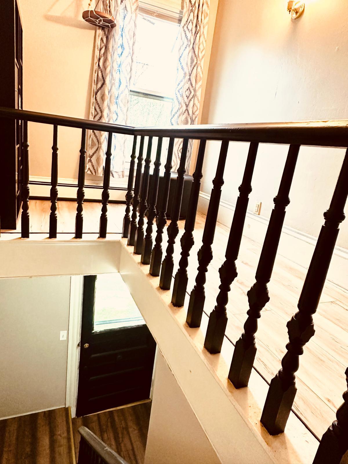 Building Photo - 46 Dillingham St