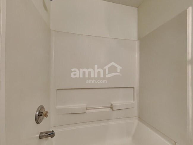 Building Photo - 6432 Dillard Ridge Dr