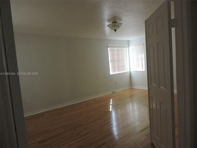 Building Photo - 15065 SW 108th Terrace