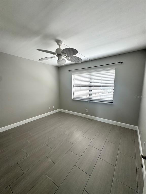 Building Photo - 12500 Capri Cir N