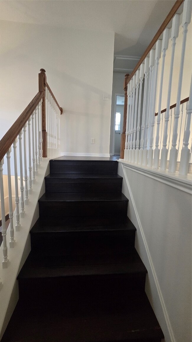 Building Photo - 7519 Chathan Glen Ln