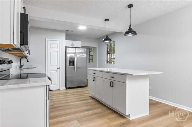 Building Photo - 2405 New York Ave