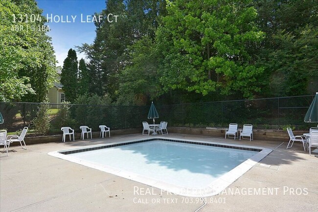 Building Photo - 13104 Holly Leaf Ct