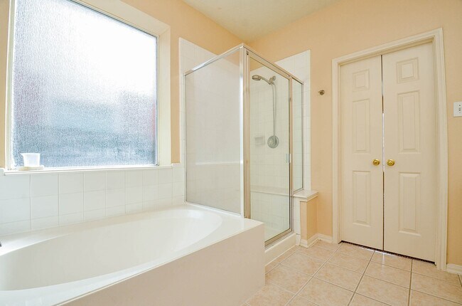 Building Photo - 5439 Santa Chase Ln