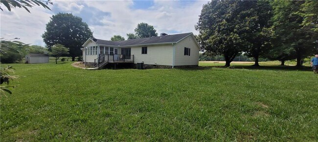 Building Photo - 2963 Avery Rd