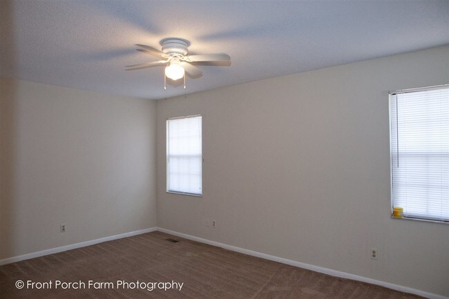 Building Photo - 3756 Donovan Dr