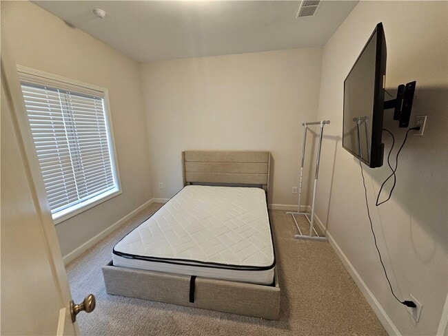 Building Photo - 1984 Kennesaw Dr NW