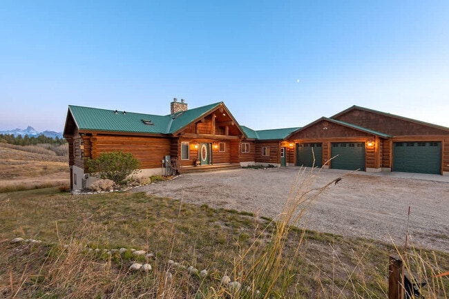Building Photo - 10455 Rammell Mountain Rd