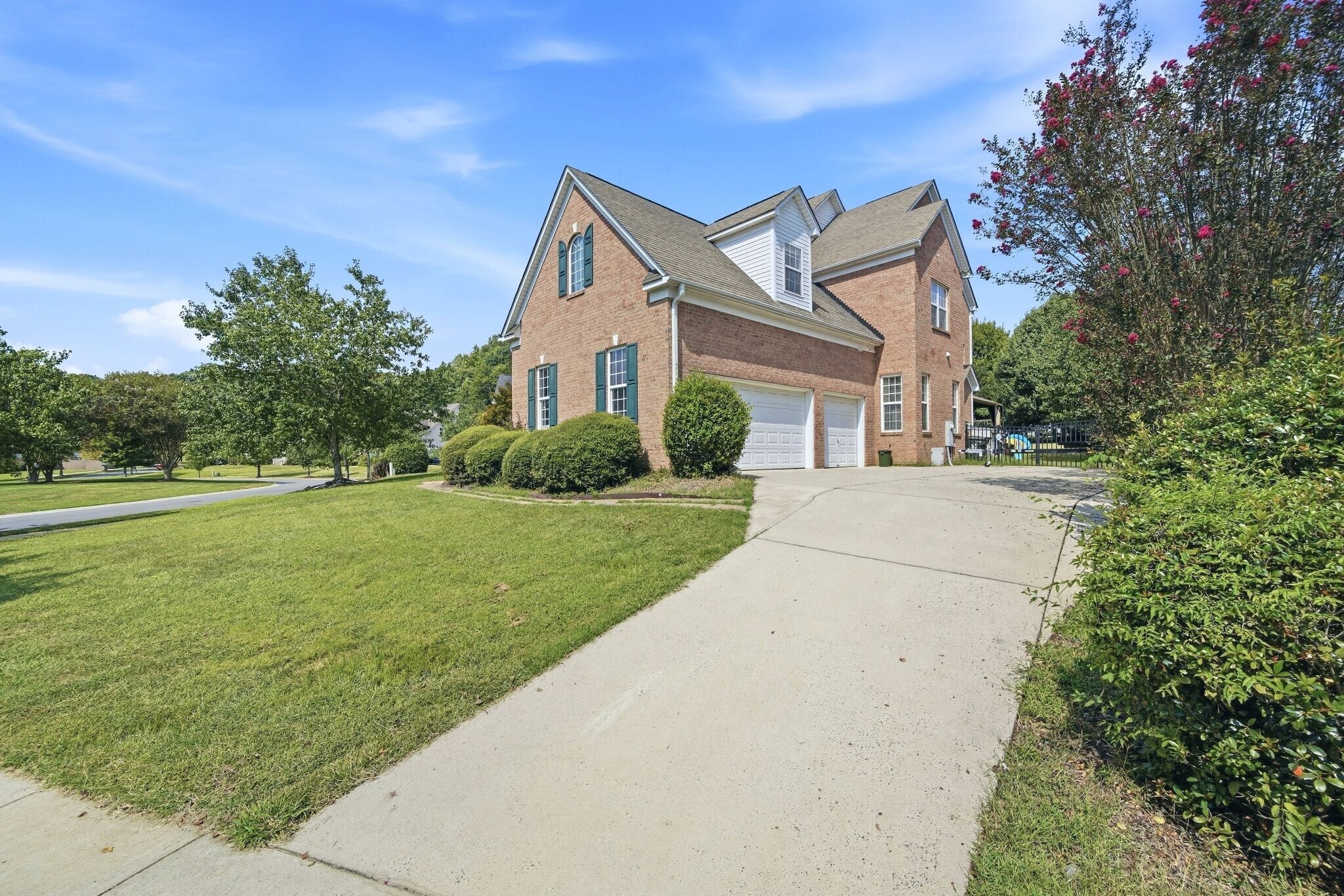 Building Photo - 6011 Latta Springs Cir