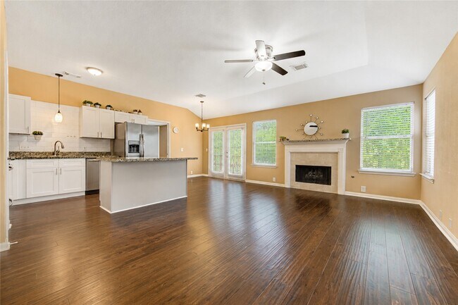 Building Photo - 6323 Canyon Rock Way
