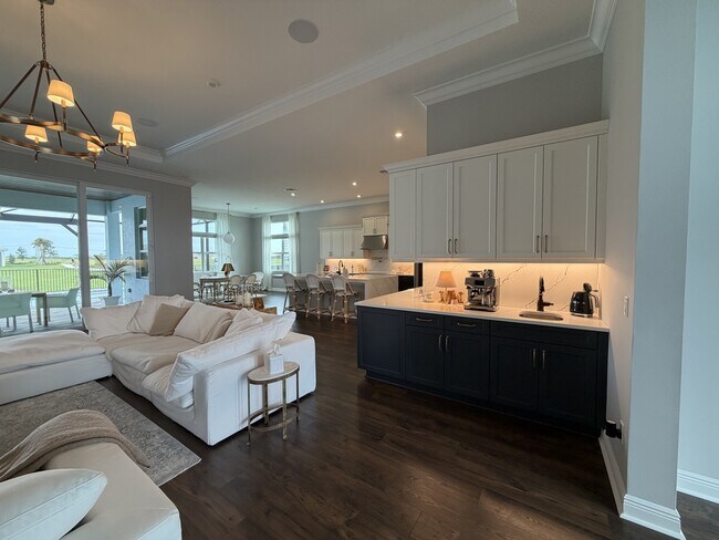 Building Photo - 8346 Puccini Way