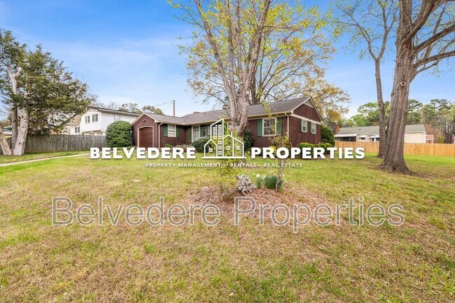 Building Photo - 4017 Wexford Dr