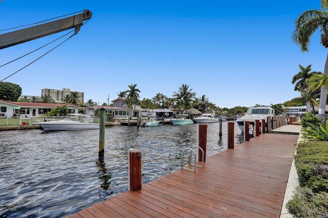 Building Photo - 2484 SE 12th St