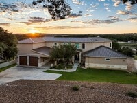 Building Photo - 1472 Kings Cove Dr