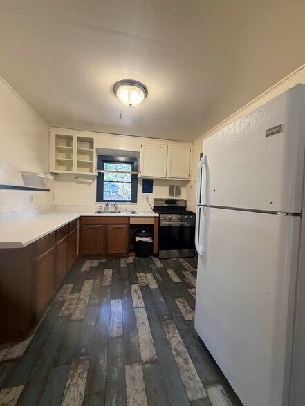 Building Photo - 2036 NW 31st Ave