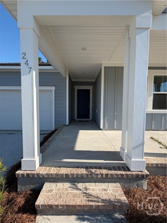 Building Photo - 247 Crosstown Ave