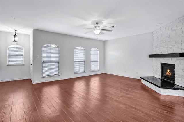 Building Photo - 4200 Comanche Dr