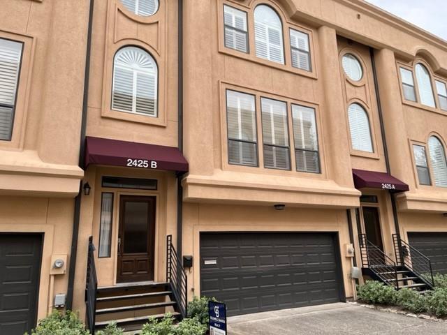 Building Photo - 2425 Dorrington St