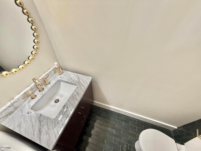 Building Photo - 100 S Frontenac Ave