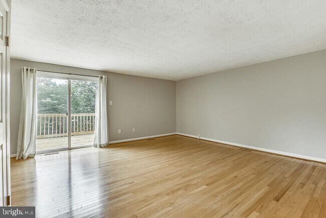 Building Photo - 14623 Stone Crossing Ct