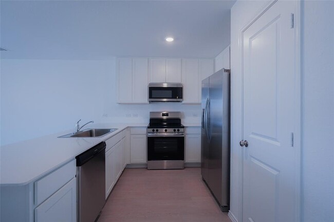 Building Photo - 308 Cowpoke Dr