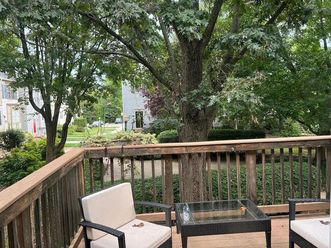 Building Photo - 2304 Hunters Woods Plaza