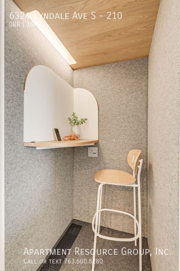 Building Photo - 6324 Lyndale Ave S