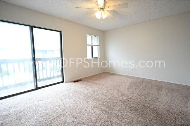 Building Photo - 206 Fourth St SE