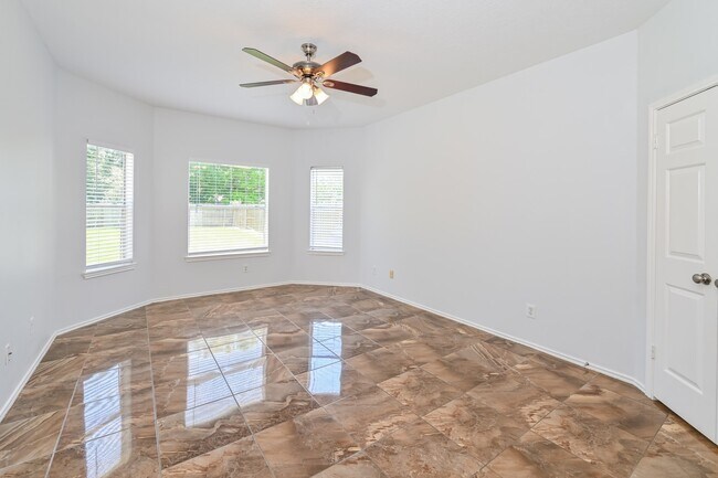 Building Photo - 11125 31st Ave N