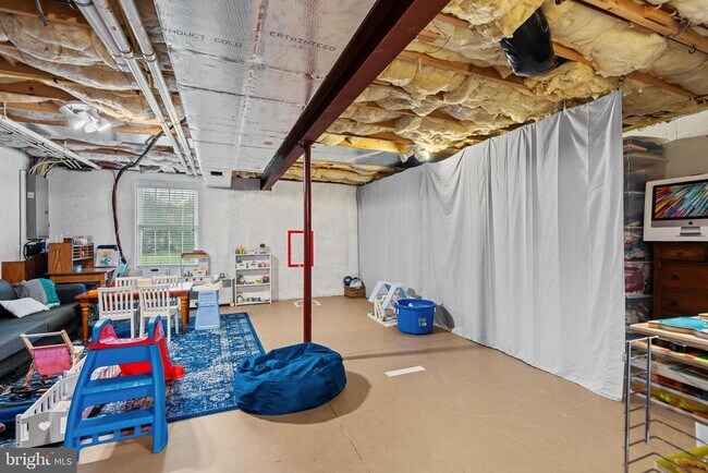 Building Photo - 433 Northstar Dr