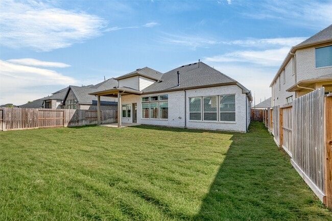 Building Photo - 32018 Crested Knl Ct