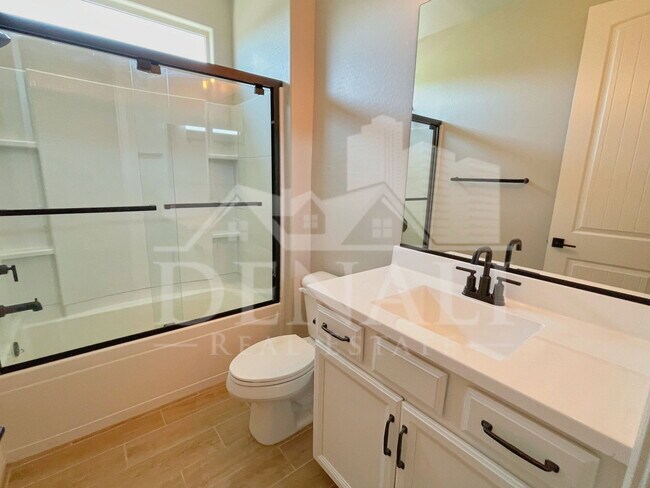 Building Photo - 13648 N 144th Dr