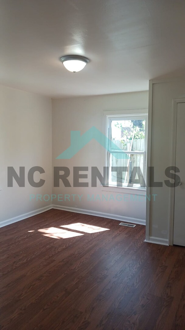 Building Photo - 1209 Gordon St