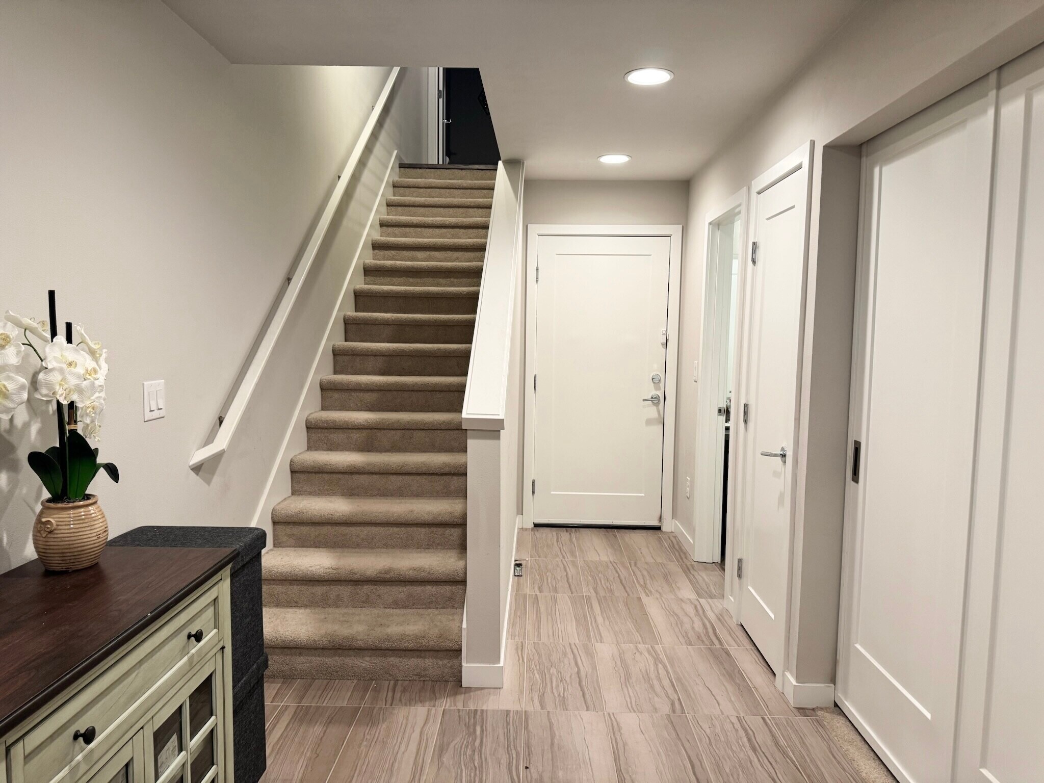 Entryway - 1590 139th Ln NE