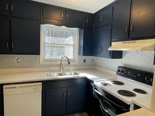 Building Photo - 4912 Valley Dale Ct