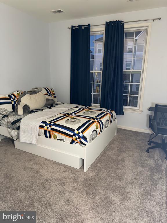 Building Photo - 24701 Byrne Meadow Square