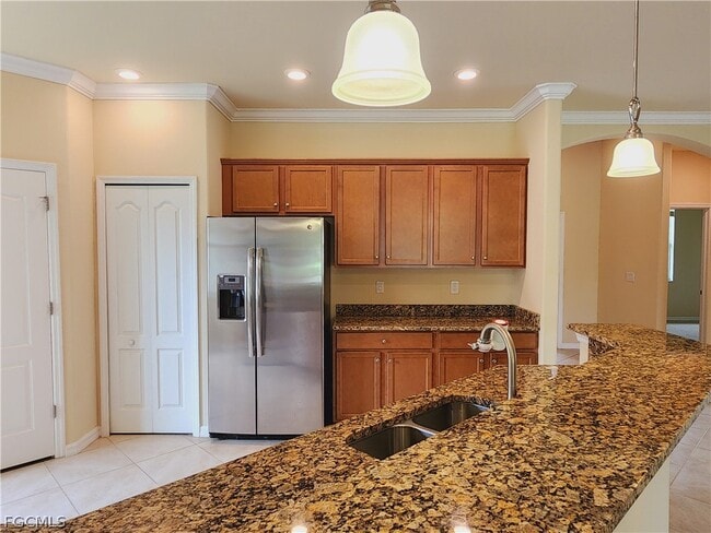 Building Photo - 2432 Caslotti Way