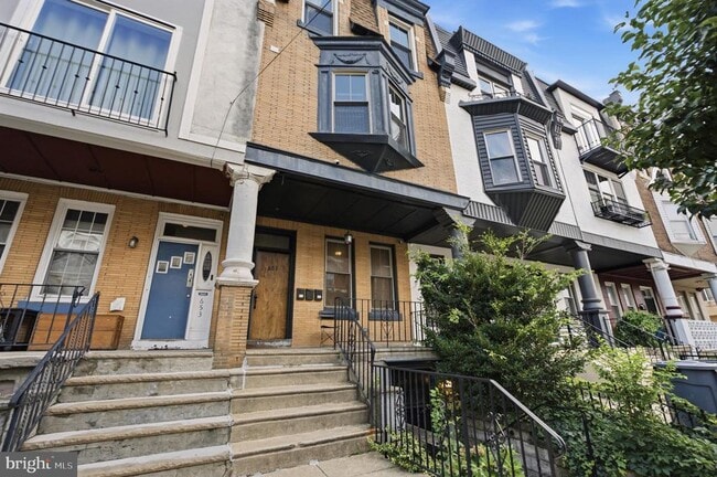 Building Photo - 651 N 33rd St