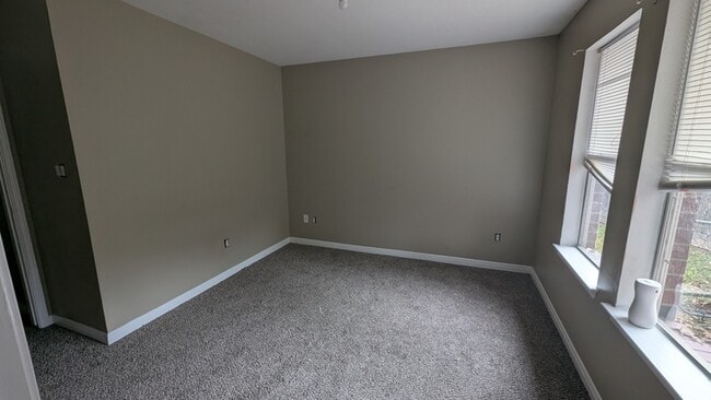 Building Photo - 12284 Arcturus Dr